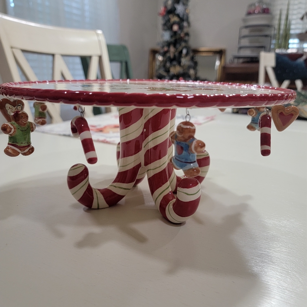 Vintage NOS cake stand - Valerie by Cumberland Design Group